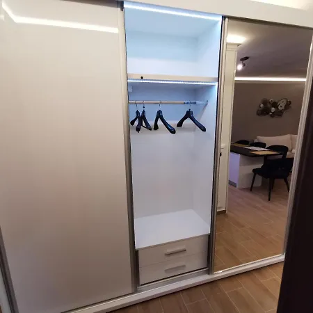 Suncana Planina 103 *