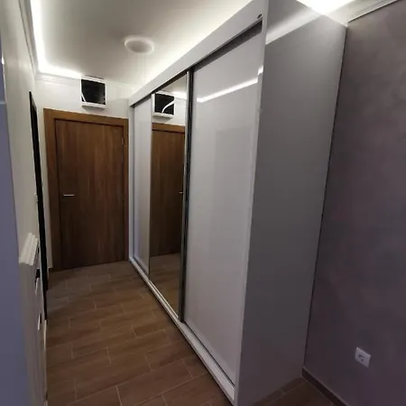 Suncana Planina 103 *