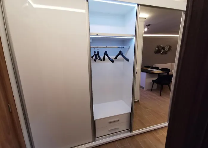 Suncana Planina 103 *